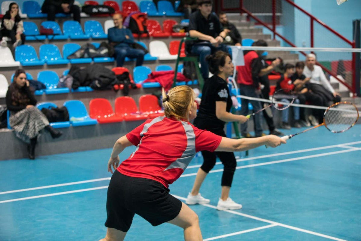 Azərbaycanın ilk peşəkar badmintonçusunun xatirəsinə aid turnir keçirildi - FOTO 