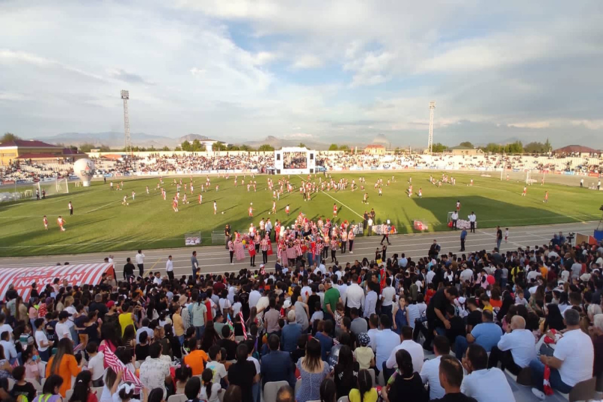 Naxçıvanda “Bir uşaq - bir top” festivalı keçirildi - FOTOLENT 