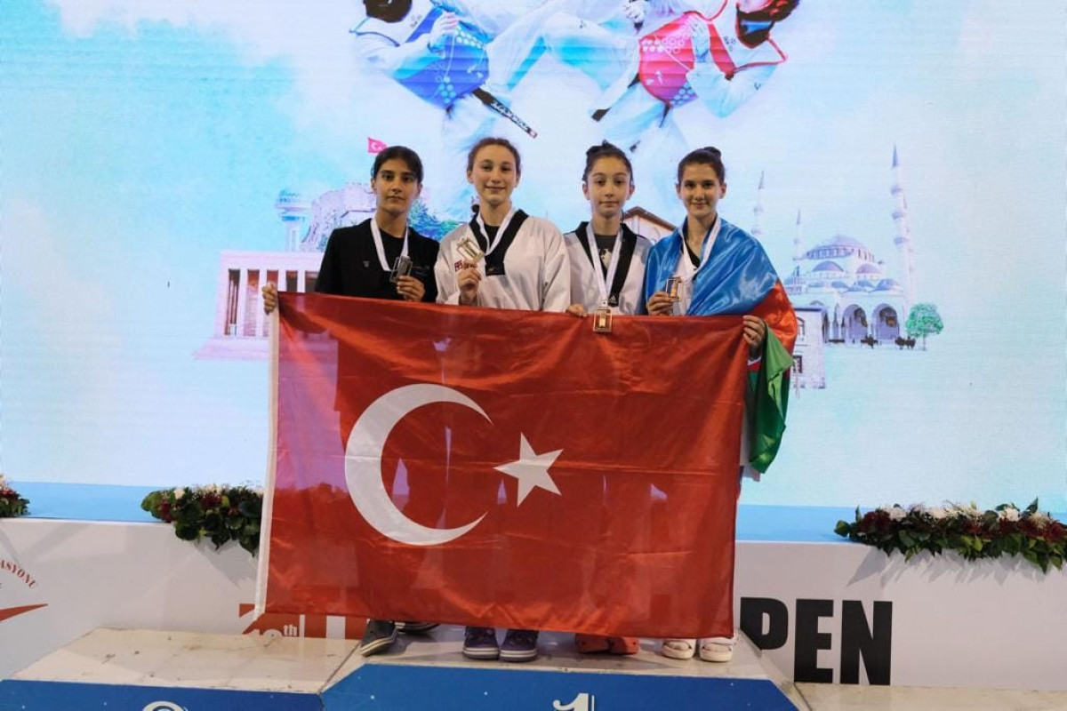 Taekvondoçularımızdan Türkiyədə 8 medal 