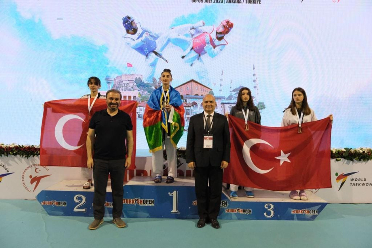 Taekvondoçularımızdan Türkiyədə 8 medal 