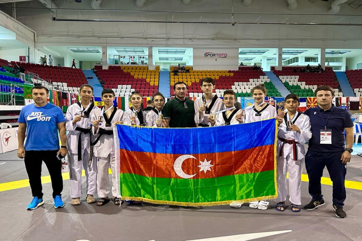 Taekvondoçularımızdan Türkiyədə 8 medal 