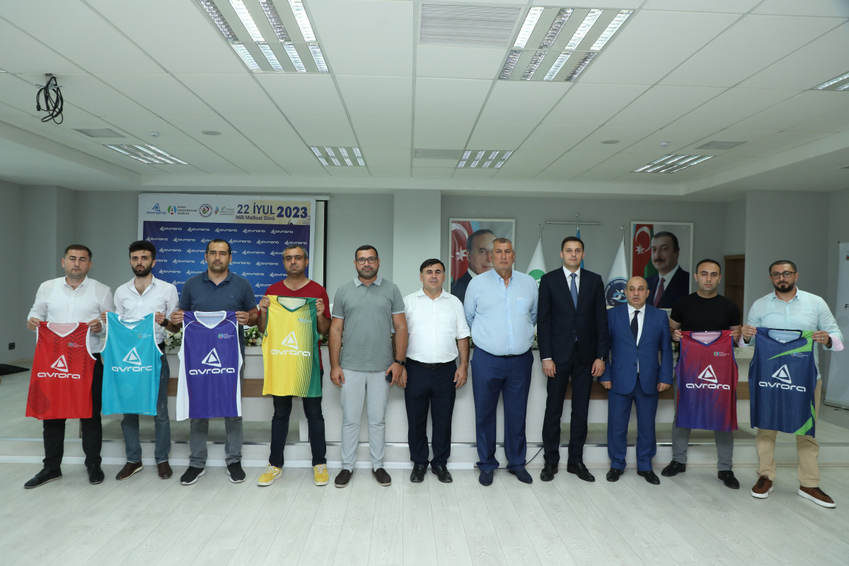 Voleybol üzrə Zəfər Kubokunun püşkü atıldı - FOTO 