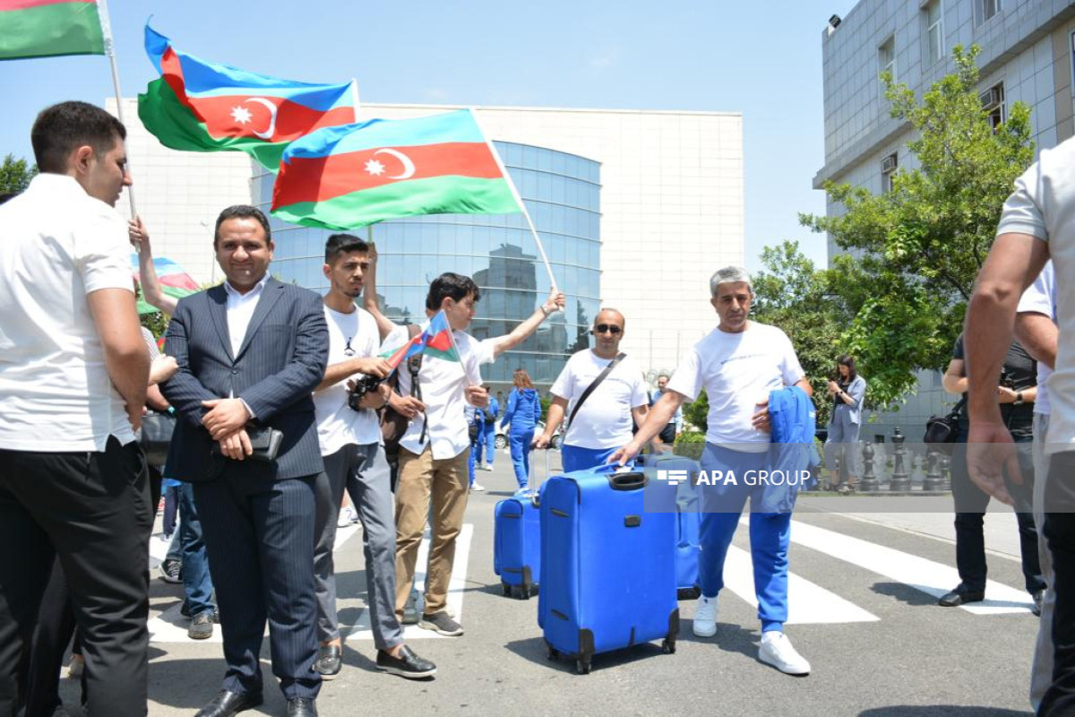 Azərbaycan yığması Avropa Oyunlarına yola düşdü - FOTO 