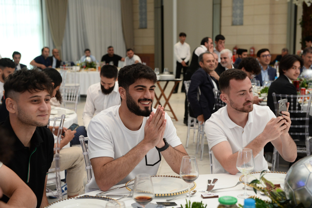 "Qarabağ"ın 10-cu çempionluğundan FOTOSESSİYA 