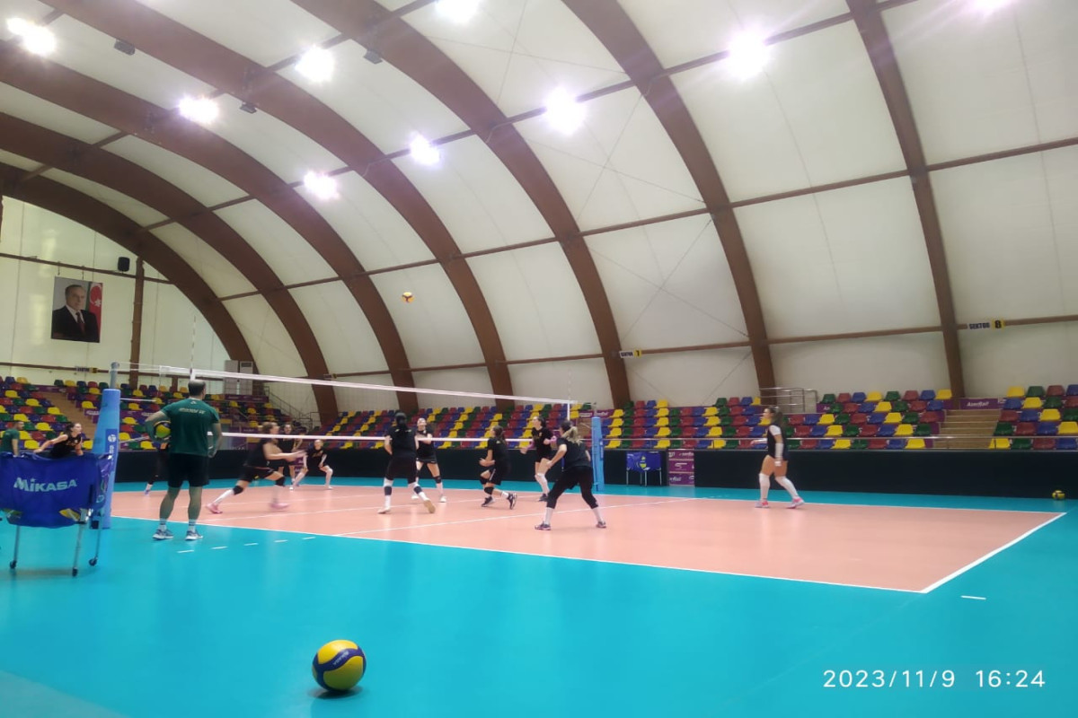 Voleybolumuzun yüksələn dəyəri: "Abşeron"   - FOTO 