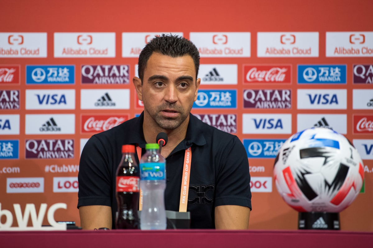 Xavi: “Hər şey oyunçulara təsir edir”  