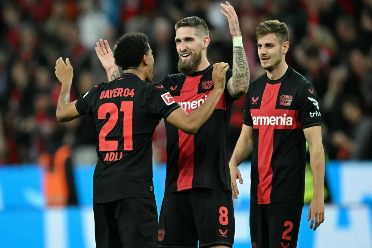 “Bayer 04” son saniyələrdə məğlubiyyətdən qurtuldu