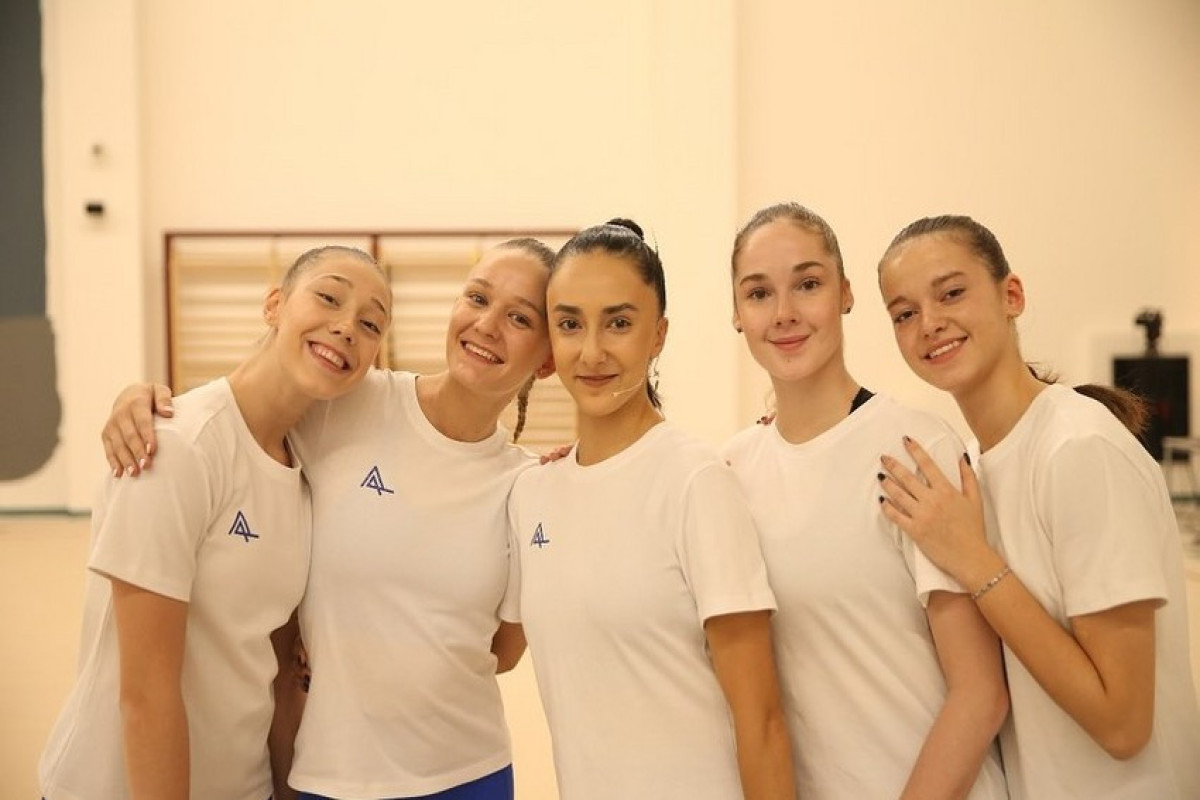 Milli Gimnastika Arenasında keçirilən bədii gimnastika üzrə master klass başa çatıb