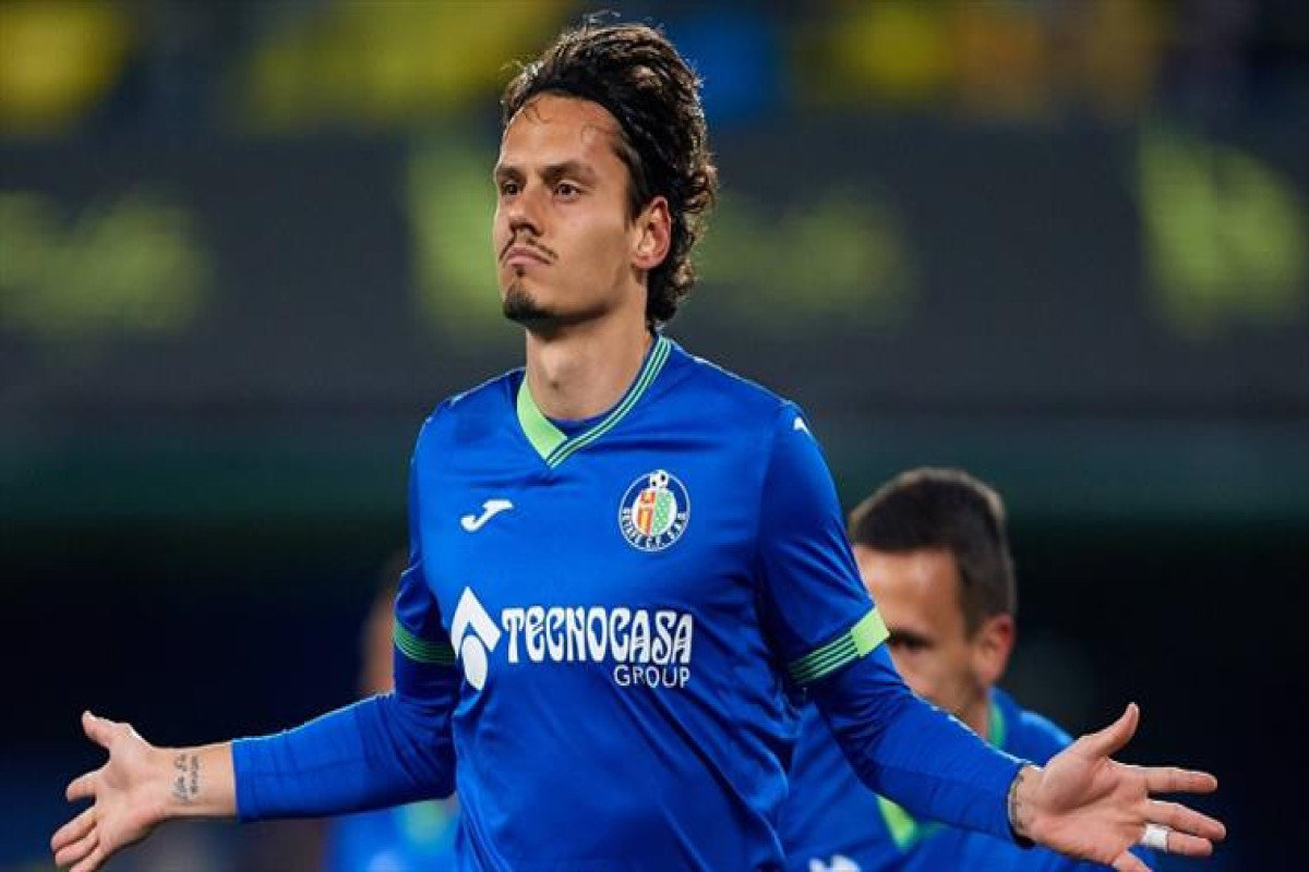 Enes Ünal Premyer Liqada