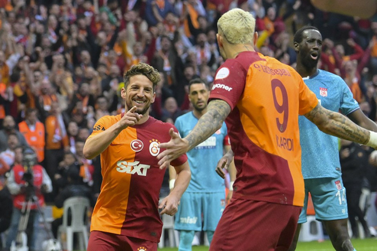 "Qalatasaray" 6 qolla qalib gəldi