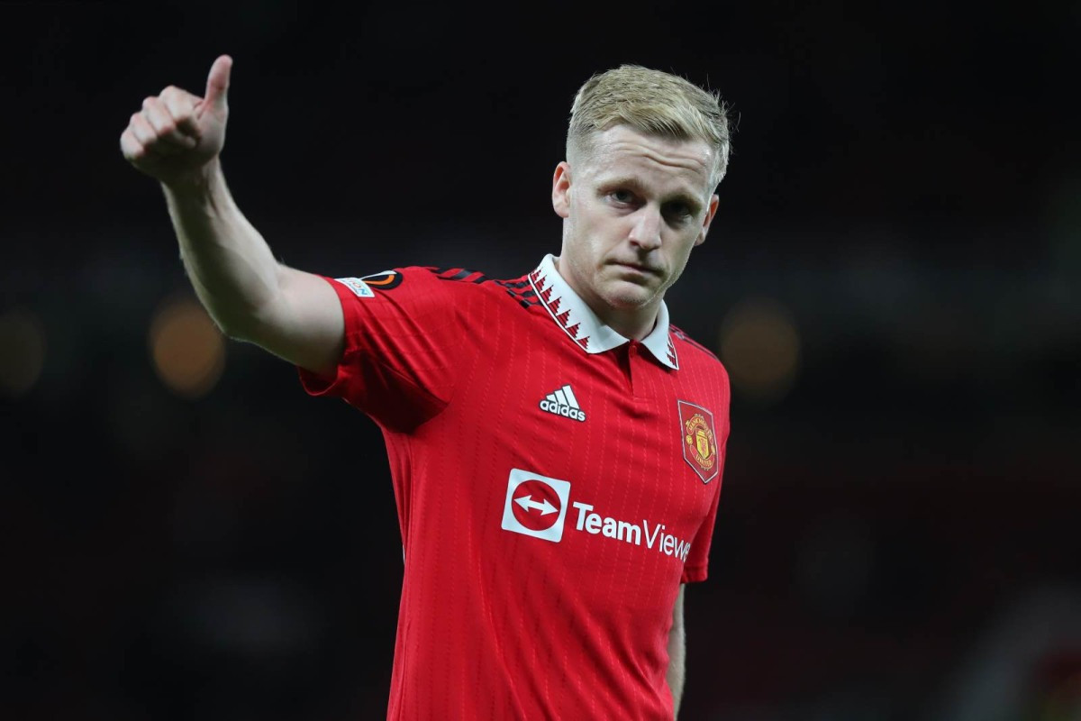 Van de Beek “Mançester Yunayted”ə qayıdacaq