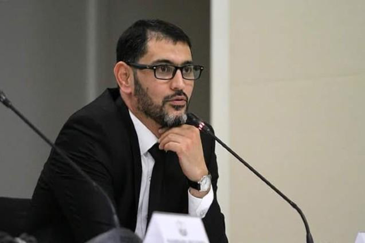 Ceyhun Sultanov: "Samir Abasov sarğını Emin Mahmudova qaytaracaq"