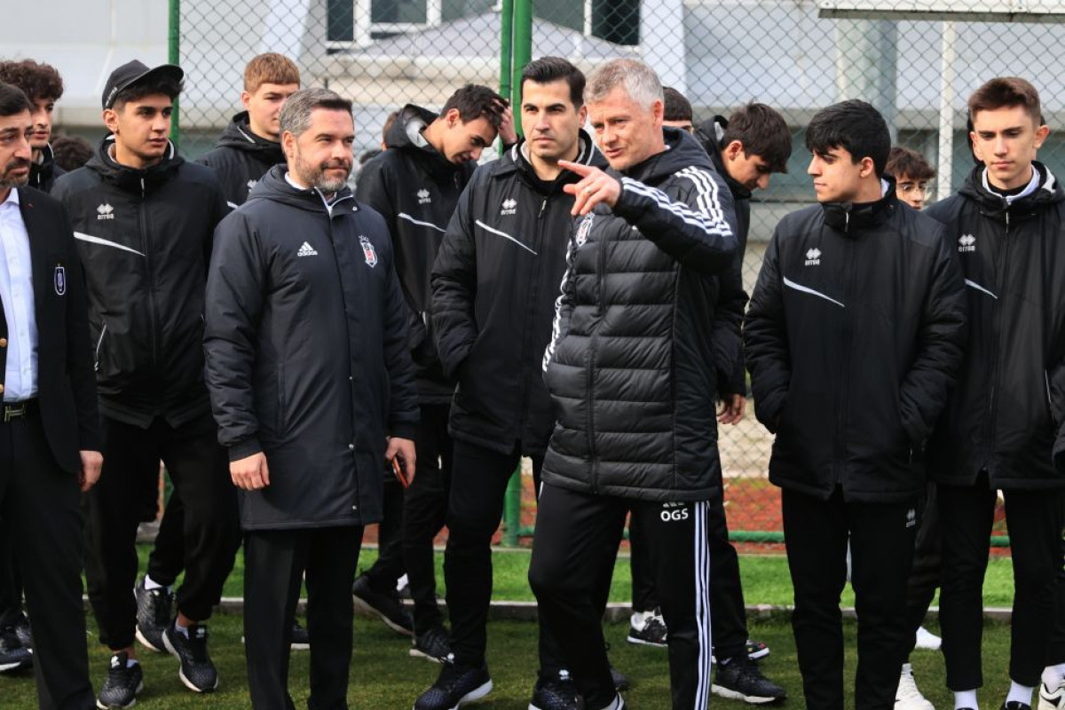 Sulşerli "Beşiktaş" "Neftçi"nin futbolçuları ilə görüşüb