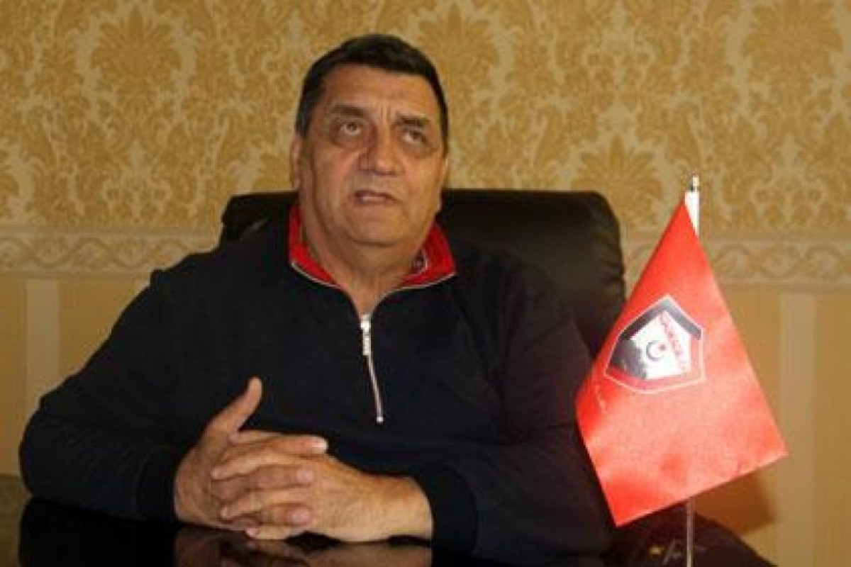 Böyükağa Ağayev: "Azərbaycan çempionatında onlara çatacaq komanda yoxdur, amma..."