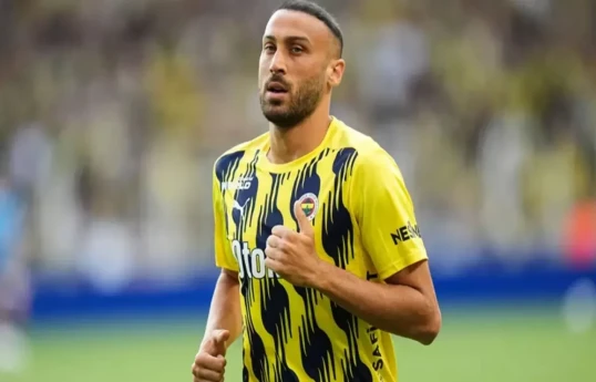 Cenk Tosun Yaponiya yolunda